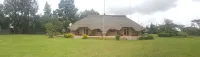 African Flair Country Lodge - Pet friendly