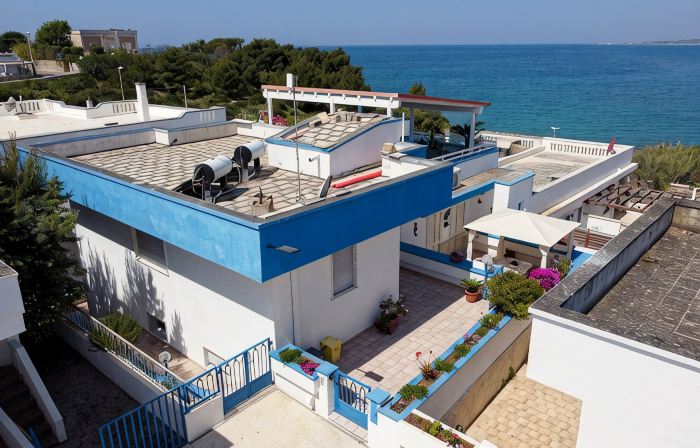 BLUE BAY HOUSE