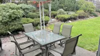 Quiet, private, bungalow w fenced yard. - ジム