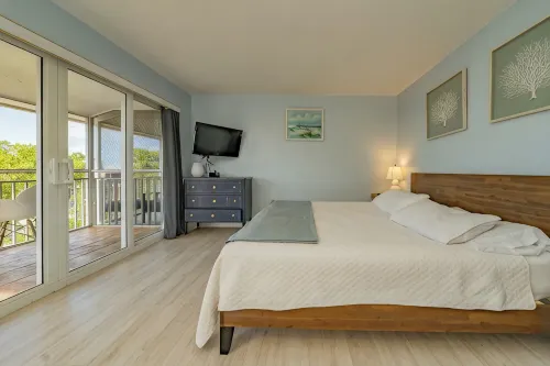 Amazing Key Largo Tropical Paradise 3/3 Townhouse with Water Lagoon view