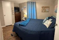 Kentucky Lake - Jonathan Creek 2-bedroom Cabin, WiFi, shared dock & Bald Eagles!