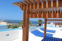 Privilege Bay- Villa Delhi-sea view and natural park view. Beach front location.