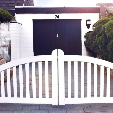 Generous, friendly DHH with terrace and garden in the heart of Westerland