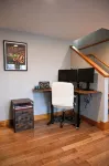 2 Story Condo @ Jay Peak w/ Hot Tub, Short Walk to Amphitheatre - Homestays