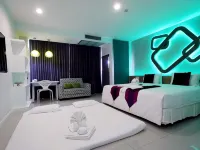 Phitsanulok United Hotels near Wat Chulamani
