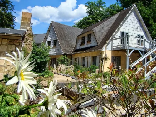 Le Jardin de Saint Jean - Bed and Breakfasts