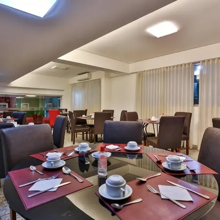 San Diego Suites Pampulha Отели рядом с достопримечательностью «Лагуна Пампулья»