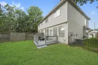 Beautiful Cozy home in The heart of Conroe Texas - 4-Star