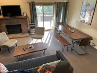 Ski condo close to multiple resorts - Wifi
