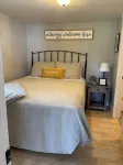 Cozy MaineStay Cottage #1 Hampden/Bangor - 3-Star