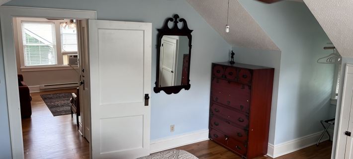 Bristol Short Stay for Work, Nascar,Music, 1Bdrm King Size, Queen Sleeper Sofa. Hotele w: Sullivan County
