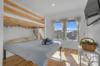 Ocean Views, New Custom Home, Direct Beach Access, CLEAN, Near Pier, + EZ Cart - 부티크