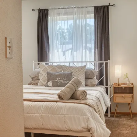 Cozy 5bdrm Haven in the Heart of Gillette 5 Min from Downtown- FREE Pool Passes!