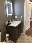 A Cozy home away from home  1 Bedroom Apartment - Wifi