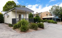 Airport Tourist Village Melbourne - Tiny houses