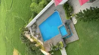 Econest Hotel - Pools