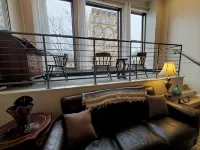 Renovated Historic 3rd Floor Loft in Heart of Downtown Birmingham - 4성급