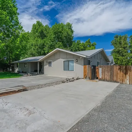 Bruneau Bungalow Side A