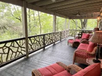 Walk to town Cozy Cottage - 3-Star