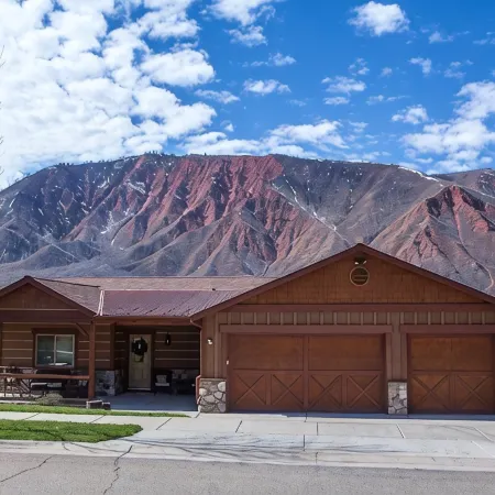 PANORAMIC VIEWS - Minutes from Downtown discounted