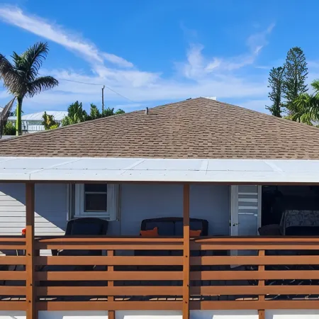 Free Bikes, Kayaks, Sup's and More! - Your Going to Love This Penthouse Suite!