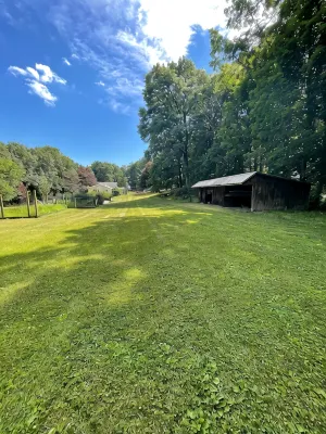 Country Estate Outside Hudson - Heated Extra Large Pool w/ Outdoor Barrel Sauna - 4-Star