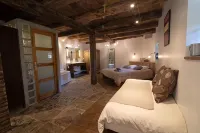 Le Clos du Barry - Bed and Breakfasts