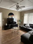 Quite and Peaceful Modern Home Away From Home in the Mountain State!!!! - ห้องครัว