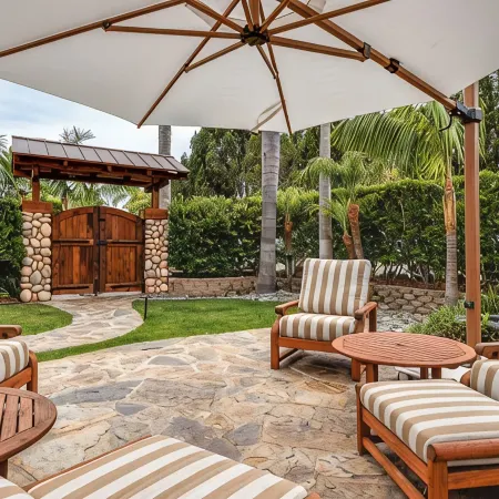 Plantation Beach Cottage - Historic Encinitas Walking District