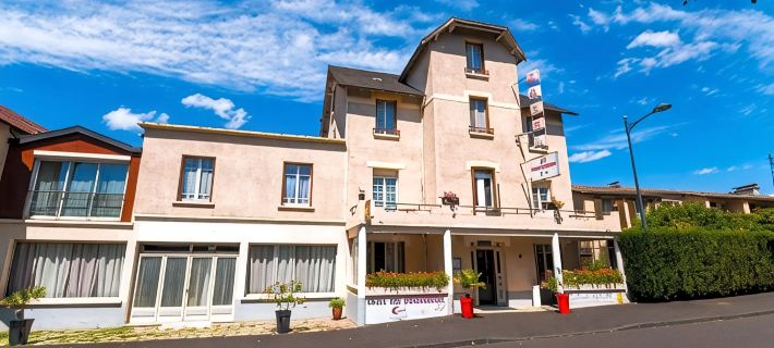 Les Messageries Hotels in Cantal