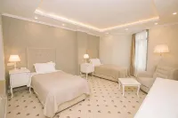 Burgaz Izer Hotel - ที่มีสระว่ายน้ำ