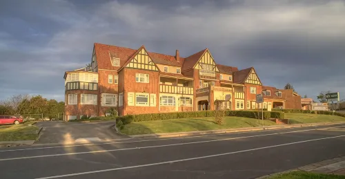 Wallacia Hotel - Mountain view