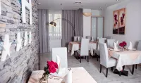 Hotel Pushkin - Desayuno