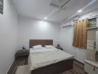 Acrobat Home Stay-Elegant Villa - Villas