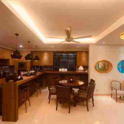 6IX Senses Boutique Villa Dining/Meeting Rooms