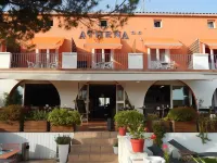 Hôtel Athéna Отели в г. Бессан