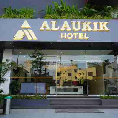 Alaukik Hotel Hotel Exterior