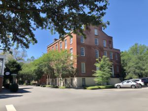 The Presidents' Quarters Inn