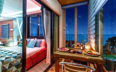 Geojedo Lemon Tree Pension Hotels near Hakdong Mongdol Beach