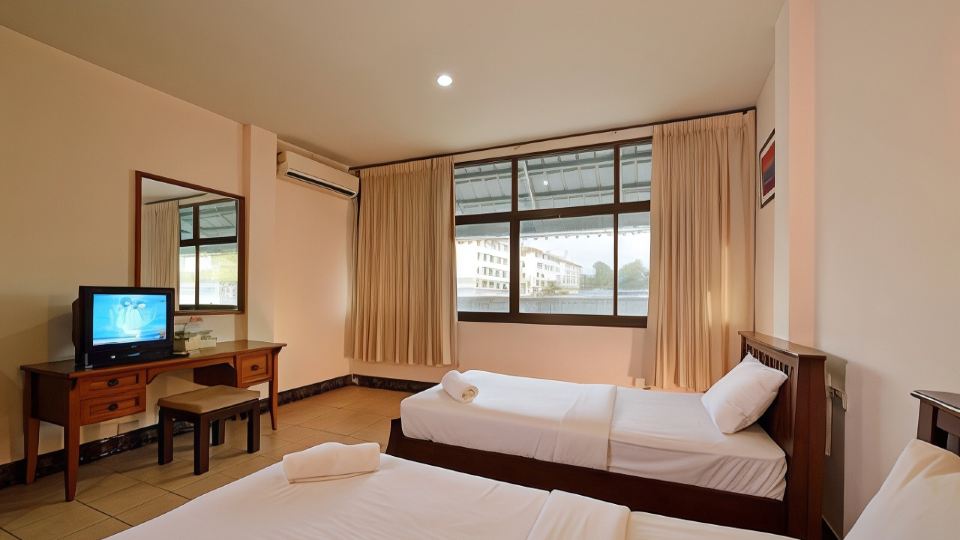 Krabi Grand Place Hotel