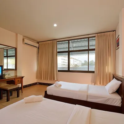 Krabi Grand Place Hotel Hotels near Krabi