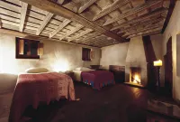 Sextantio Albergo Diffuso Hotels in Poggio Picenze