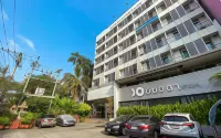 The Studio at Sathorn Terrace