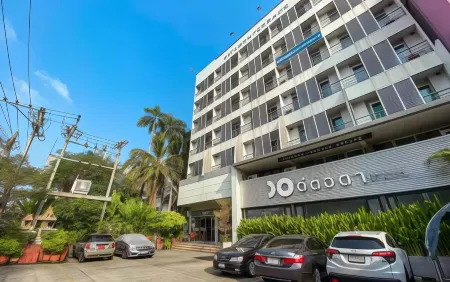 The Studio at Sathorn Terrace