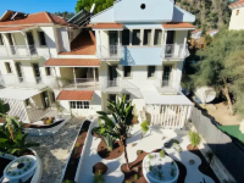 Salonika Suites Hotels near Ölüdeniz cam sanatları atelyesi