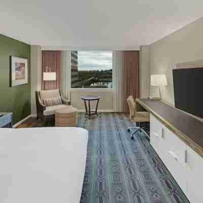 Hilton Harrisburg Rooms