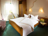 Hotel Lösch Pfälzer Hof فنادق في Germersheim