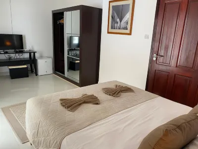 Hotel Plein Soleil Các khách sạn ở Anse Volbert Village