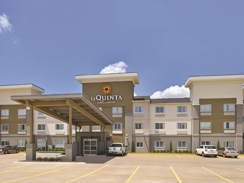 La Quinta Inn & Suites by Wyndham Fayetteville