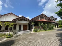 Pondok Indah Hotel Hotel dekat Alun-Alun Lor Boyolali